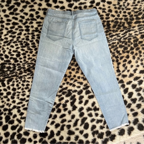 Banana Republic Mid-Rise Skinny Jean 31 Short Frayed Hem - Picture 3 of 6